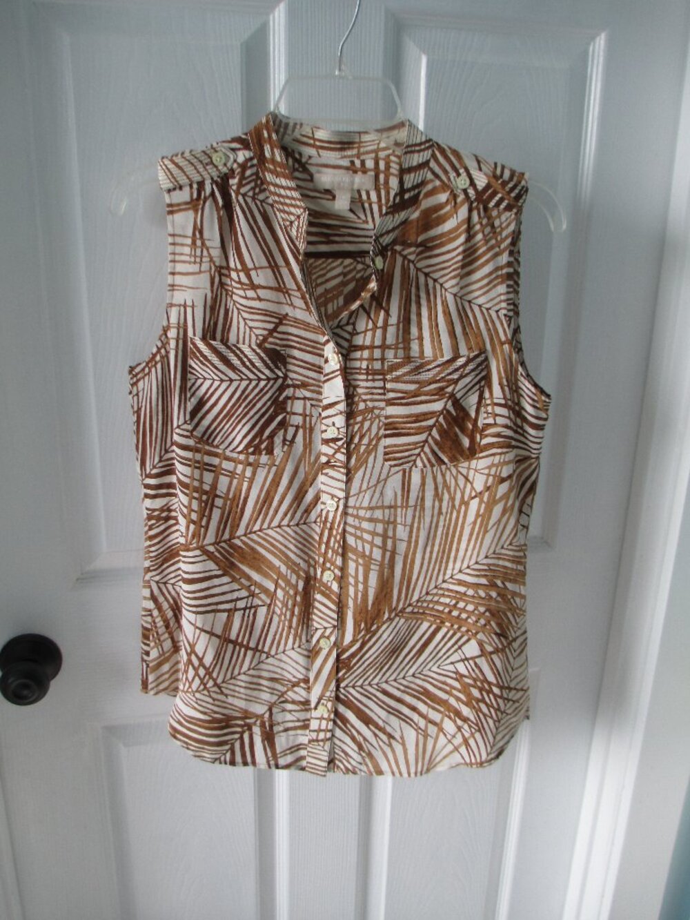 Banana Republic silk sleeveless blouse